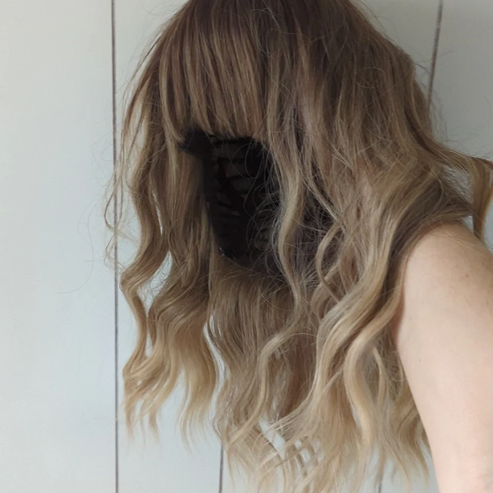 Blonde Ombre Wavy Wig with Bangs 14" - Picture 3 of 4